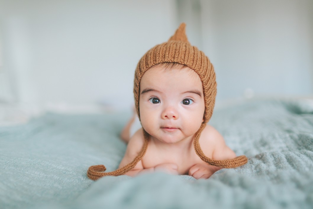 Baby practicing tummy time